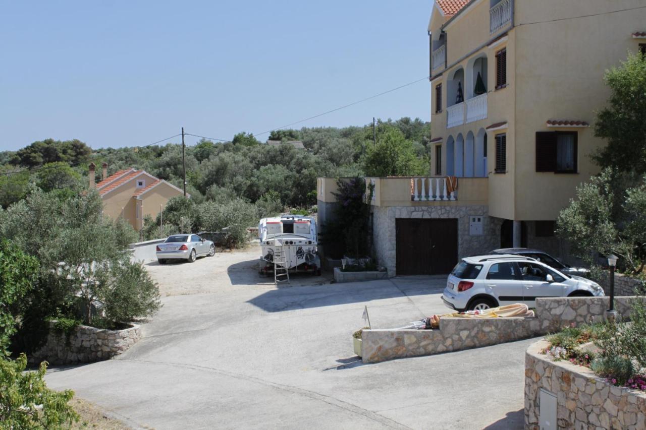 Apartments With A Parking Space Sali, Dugi Otok - 8152 Eksteriør billede